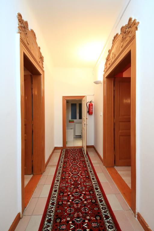 Historic Villa Apartments Prague Room photo