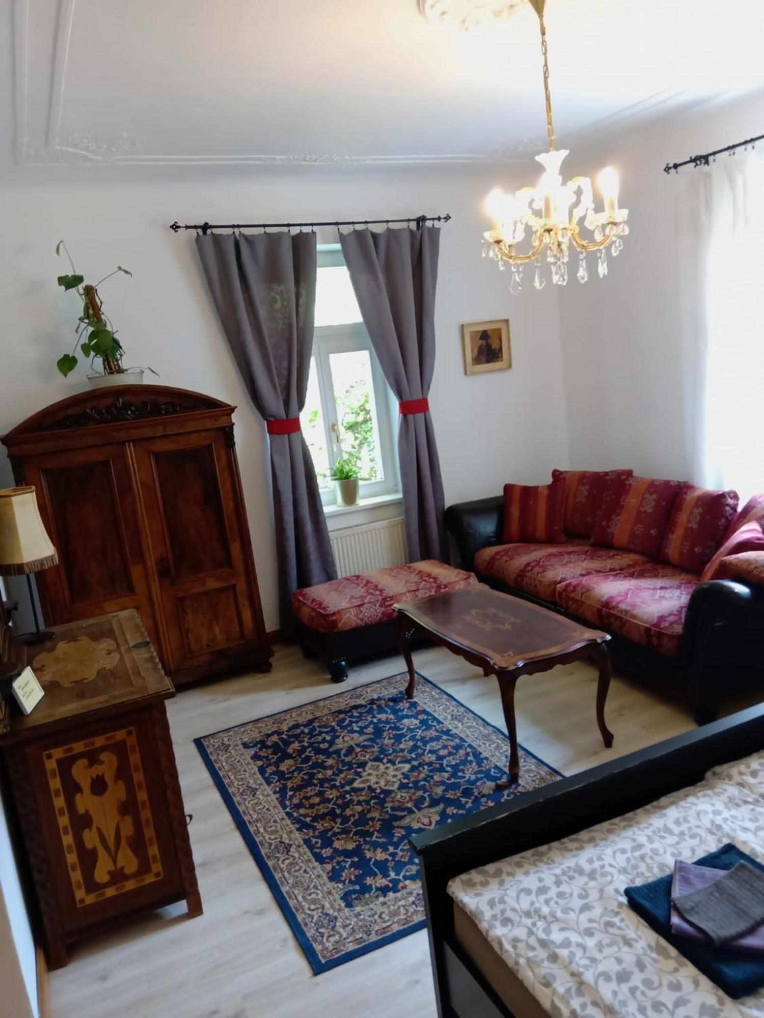 Historic Villa Apartments Prague Exterior photo